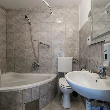 Nona Lena Studio Apartment *
