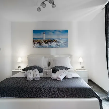 Nona Lena Studio Apartman Split