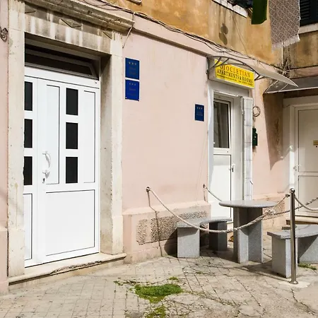 Nona Lena Studio Apartman